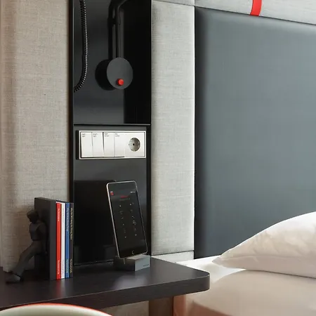 Citizenm Amstel 4*
