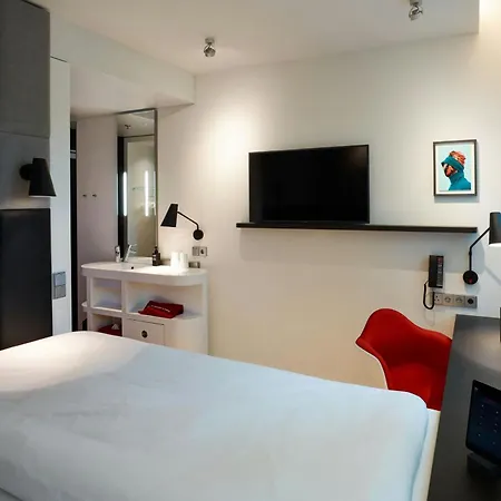 Hotel Citizenm Amstel 4*