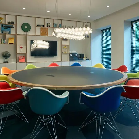 Citizenm Amstel 4*