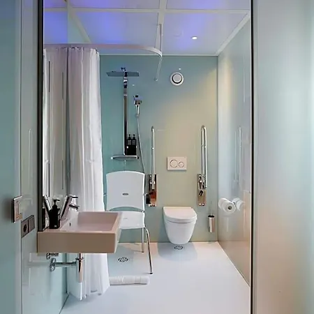 Citizenm Amstel 4*