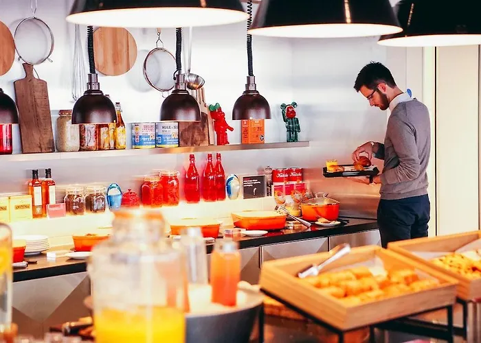 Hotel Citizenm Amstel 4*