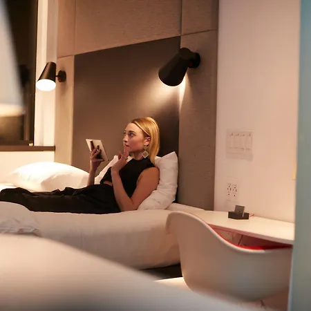 Citizenm Amstel 酒店 4*