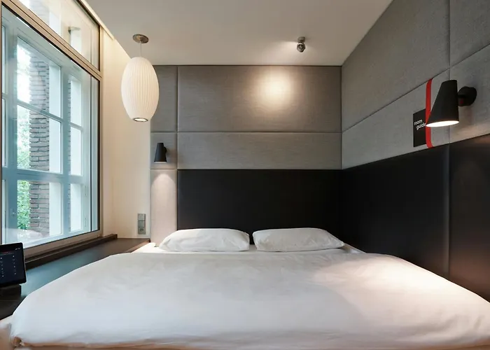 Citizenm Amstel 4*
