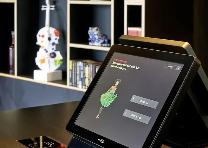 ホテル Citizenm Amstel アムステルダム