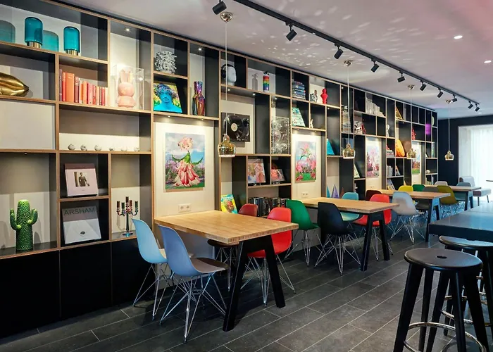 Citizenm Amstel Hotel 4*